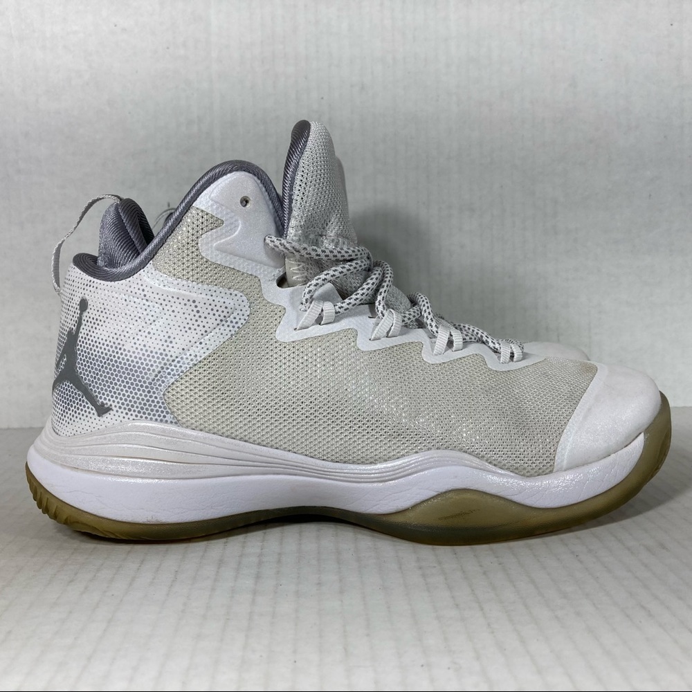 Jordan Super Fly 3 Size 4.5 Kids Shoes White Gray Nike Air Athletic Basketball